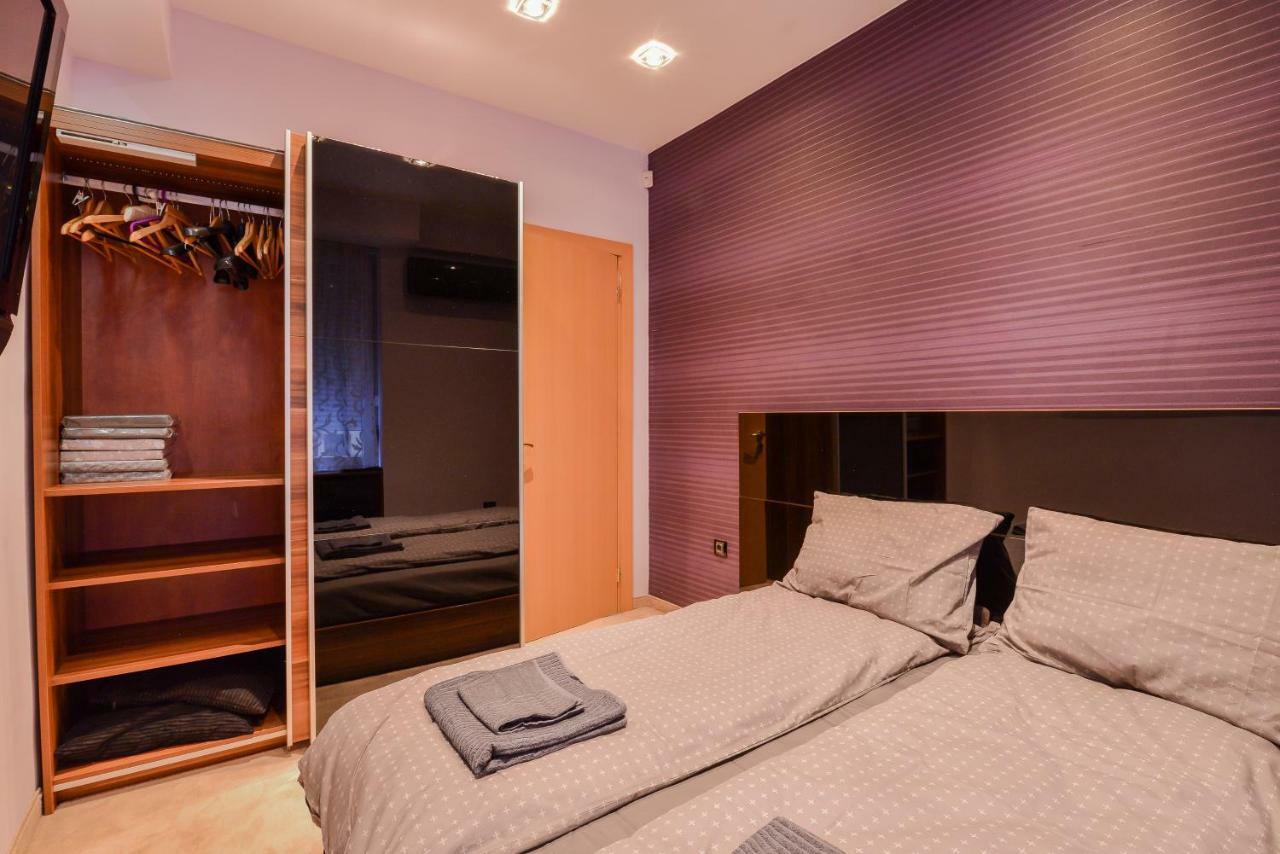 Extravaganzzo - Super Central One Bedroom Modern Apartment Sofia Buitenkant foto